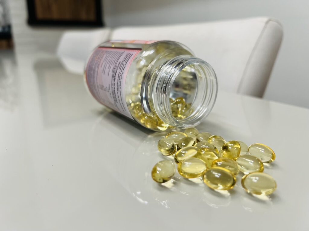 Evening Primrose Oil for Menopause: Benefits and How to Use It
